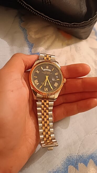 sevgililer ucun qolbaqlar: Qol saatı, Rolex, rəng - Qızılı