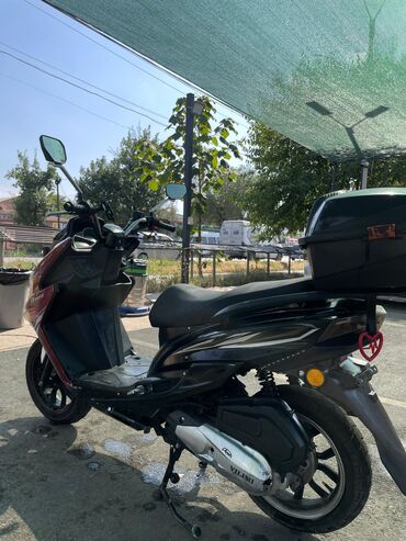 купить мотоцикл для детей 12 лет на бензине: Макси скутер Honda, 150 куб. см, Бензин, Колдонулган