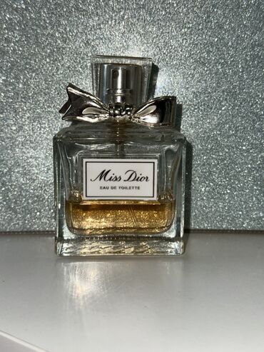 парфюм диор: 🌸 Miss Dior Eau de Toilette Объём: 20 мл Состояние: оригинал 100%