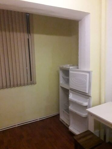 Uzunmüddətli kirayə mənzillər: Binəqədi rayonu,9 cu mikrorayonda,pajarninin yanında,2 otaqlı, orta — 9