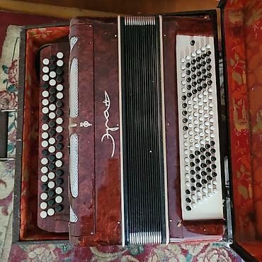 Баяны: Продаю баян Эра-74, б/у, пр-во СССР Все описание есть на 4 фото — 1