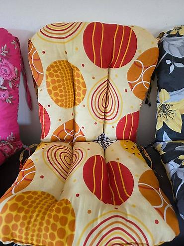 Jastuci: ✨ Da li su vaše stolice spremne za novu sezonu? Unesite svežinu i — 10