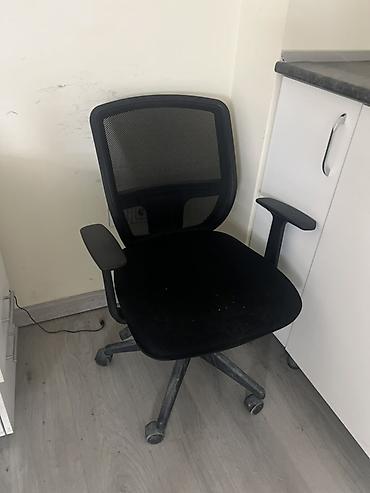 stul ofis: Erqonomik ofis kreslosu - Rəng: qara - Nəfəsalan tor (mesh) bel — 1