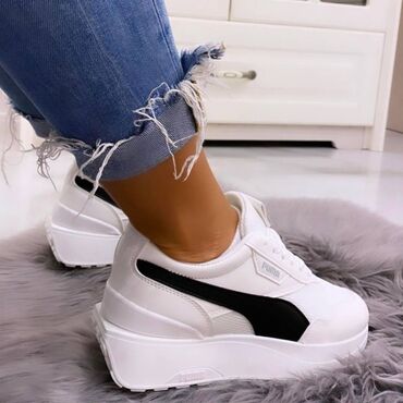 Patike: Puma patike

Novo
Brojevi 36 do 41

fb Moja Kupovina 1 — 5