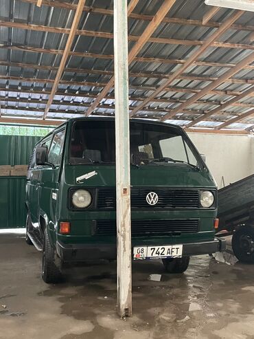 срочна сатылат машина: Volkswagen Transporter: 1985 г., 1.8 л, Механика, Бензин, Бус