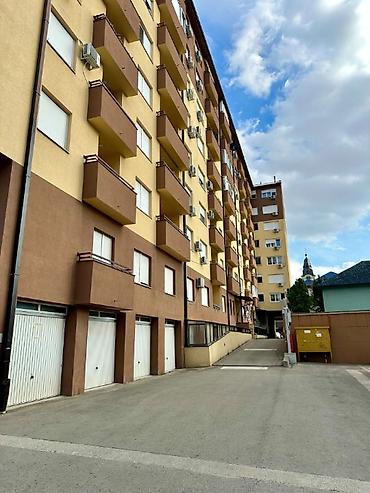 Stan na dan: Welcome to our stylish and bright apartment in Ruma! Perfectly suited — 9