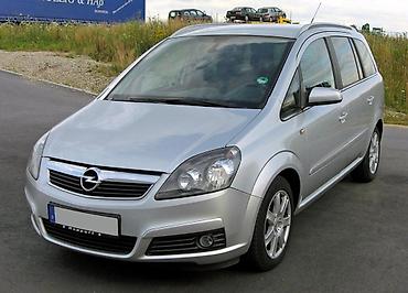 Opel Zafira (gümüş rəng, 7 yerlik kompakt MPV) Ünvandan götürməklə lalafo.az -da Opel Zafira (gümüş rəng, 7 yerlik kompakt MPV) Ünvandan götürməklə