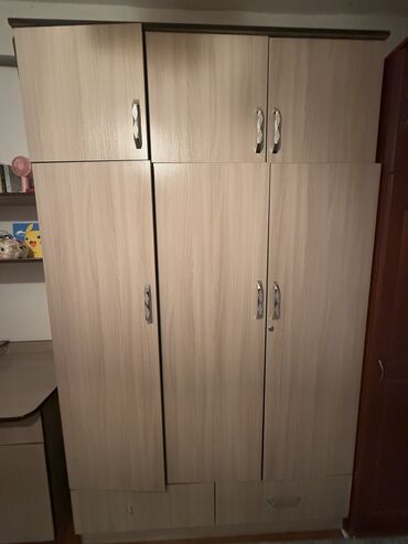 шкаф ikea: Шкаф для одежды, Б/у, Прямой, ЛДСП