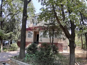 продаю квартиру цокольный этаж: 2 бөлмө, 50 кв. м, 104-серия, 1 кабат