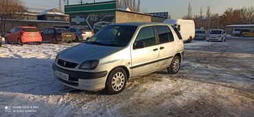 Toyota: Toyota Raum: 2001 г., 1.5 л, Автомат, Бензин, Фургон