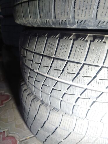 гоформ 16: Шины 215 / 60 / R 16, Зима, Б/у, Комплект, Легковые, Япония, Bridgestone