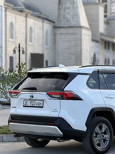 обмен овто: Toyota RAV4: 2019 г., 2.5 л, Автомат, Гибрид, Кроссовер — 5