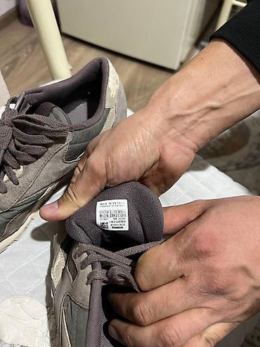 stud 5000: Кроссовки Reebok, 39 размер, очень удобные. Цена 500 сом — 3