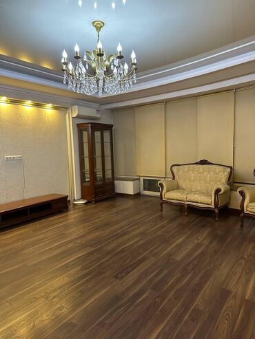 Продажа квартир: 5 и более комнат, 272 м², Элитка, 4 этаж