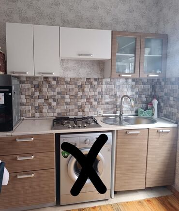 işlənmiş quxna mebeli: Metbex mebeli 200azn. Uzerinde qaz ve moyka verilir. Olcu 2.10sm
