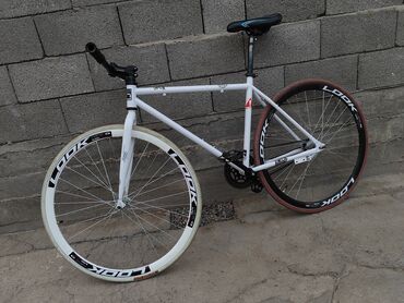 fixed gear купить бишкек: Продаю велосипед Фривилл, синглспид Руль-палка, грипсы Merida, вынос