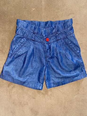 детские летние вещи: Джинсовые шорты летние от бренда Miss Blumarine. Состояние новое!