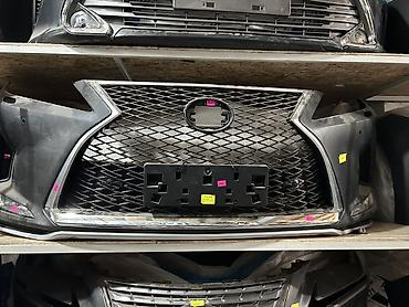 Передняя бампер‑решётка в сборе для Lexus (стиль «spindle grille»)
