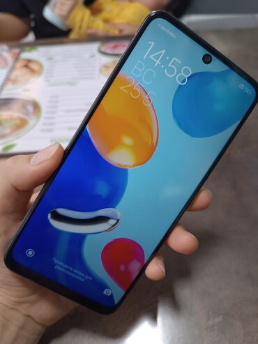 спутник телефон: Redmi, Redmi Note 11, Б/у, 128 ГБ, цвет - Черный, 1 SIM, 2 SIM, eSIM