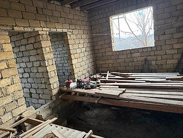 Həyət evləri və villaların satışı: Sumqayit Arxiv idaresinin arxasi. 76-cı məhəllə. Satış üçün yarımçıq — 10