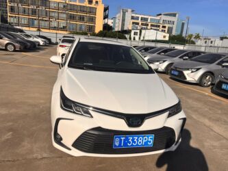 продаю хундай соната бишкеке: Toyota Corolla: 2022 г., 1.8 л, Автомат, Гибрид, Седан