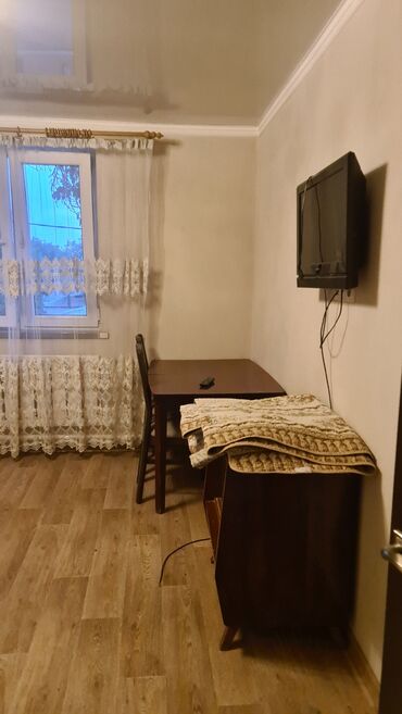 суточный квартира бишкек 2 комнатный: 2 комнаты, Собственник, Без подселения, С мебелью полностью