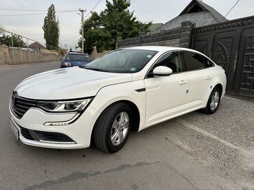 Renault: Renault : 2018 г., 2 л, Автомат, Газ, Седан
