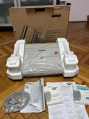 Ostali kućni aparati: Elektronska pisaća mašina OPTIMA SP 24 (Made in Germany) - — 2