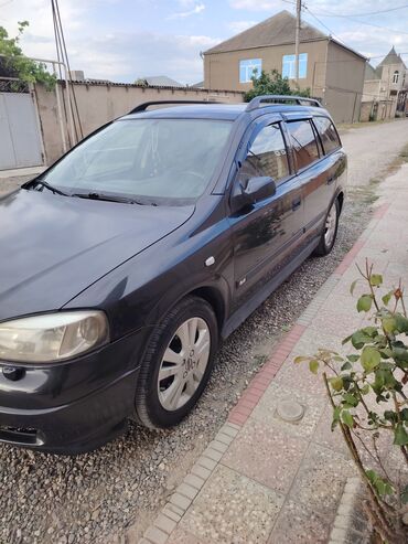 авто в кредит: Opel Astra: 1.6 l | 1999 il 220 km Universal