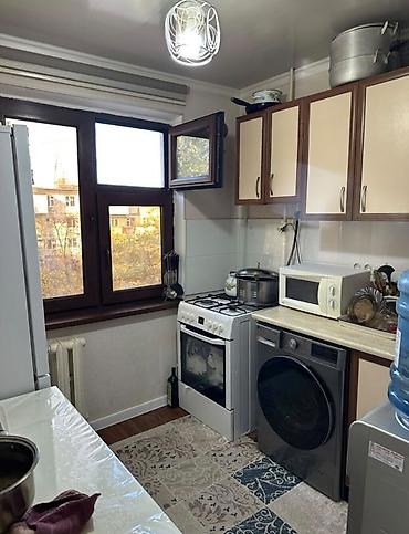 Батирлер: 3 бөлмө, 58 м², 4-мкр 104-серия, 3 кабат, Косметикалык оңдоо — 1