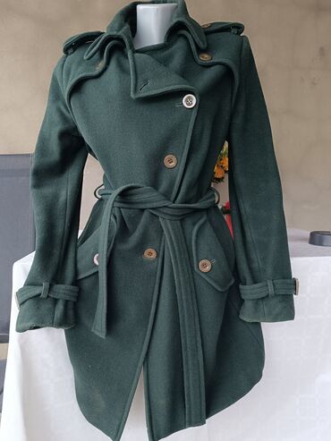 Kaputi: Mona, L, Sa postavom — 13