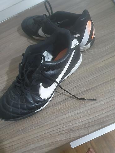 Patike: Nike original.Cista koza.Stanje super.ima jednu malu oderotinu — 11