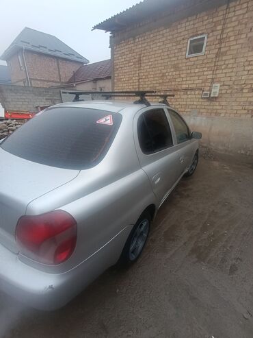 Toyota: Toyota Vitz / Platz / Yaris / Echo: 2001 г., 1.5 л, Автомат, Бензин, Седан — 5