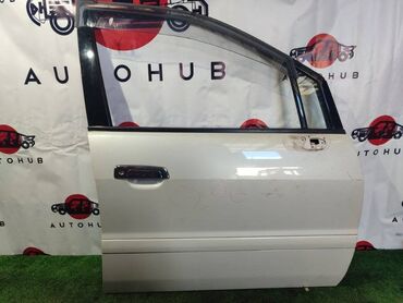 chariot: Передняя правая дверь Mitsubishi