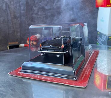 Avtomobil modelləri: Коллекционная модель Ferrari 250 GT California Black 1957 Altaya — 9