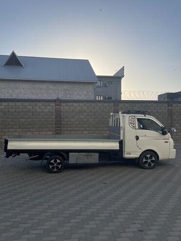 Легкий грузовой транспорт: Легкий грузовик, Hyundai, Стандарт, 1,5 т, Новый