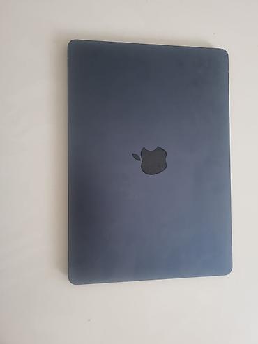 MacBook Air 13.6" (M2, 2022) — цвет Midnight Характеристики: - Чип