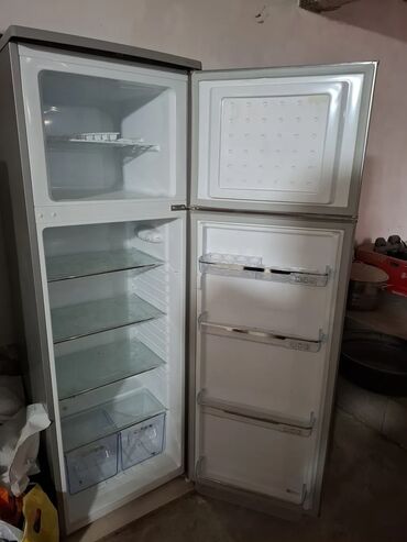 Ət çəkən maşınlar: 2 qapılı Shivaki Soyuducu Satılır, rəng - Boz