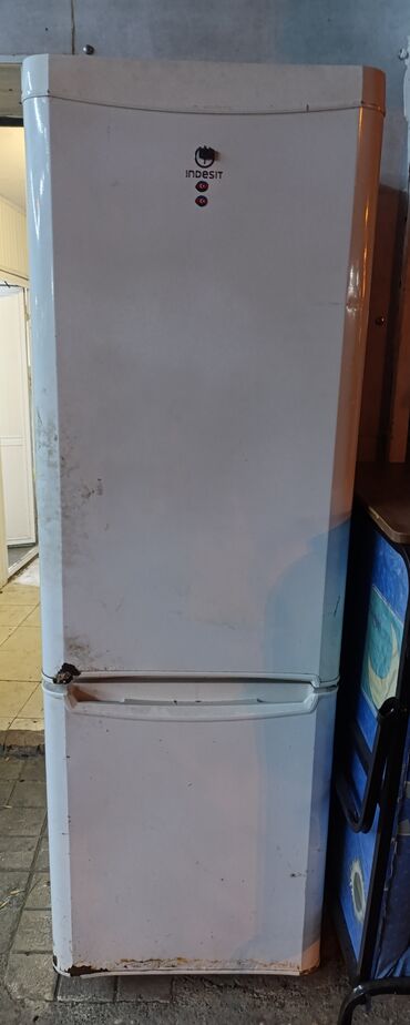 Aspiratorlar: İşlənmiş 2 qapılı Indesit Soyuducu Satılır, rəng - Ağ, Dispenserli