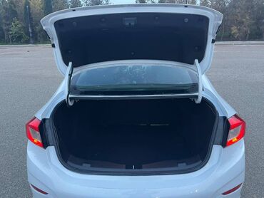 Chevrolet: Chevrolet Cruze: 1.4 l | 2018 il 190500 km Sedan — 10