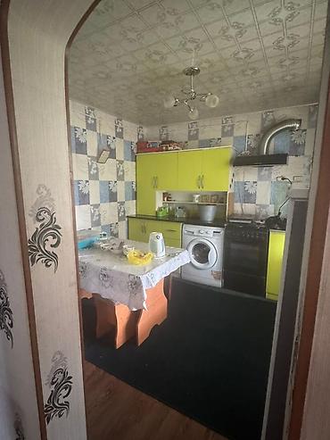Продажа коттеджей и домов: Продаётся дом с участком в городе Токтогул Уютный, добротный дом для — 7