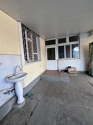 Долгосрочная аренда домов: 256 м², 7 комнат, Утепленный, Балкон застеклен, Видеонаблюдение — 11