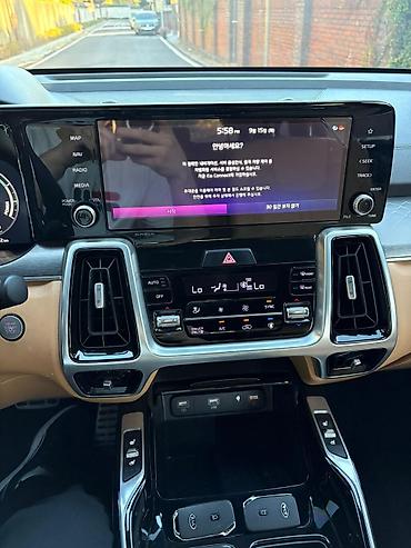 Kia: Kia Sorento: 2021 г., Гибрид, Кроссовер — 9