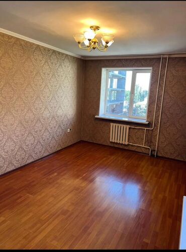 квартира берилет салиева алматинка: 1 комната, 35 м², Индивидуалка, 4 этаж, Косметический ремонт