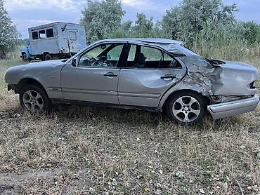 mersedes e class: Mercedes-Benz E-Class: 1997 г., 3.2 л, Седан — 4