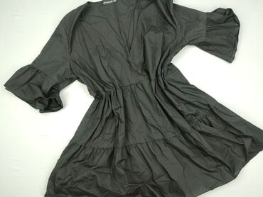 sukienki mini obcisła na wesele: Сукня жіноча, Prettylittlething, розмір 4XL