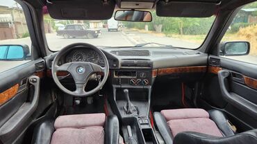 BMW: BMW 5 series: 1993 г., 2.5 л, Механика, Седан — 2