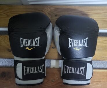 фитнес перчатки: Боксёрские перчатки Everlast кожа использовал состояние хорошее 16