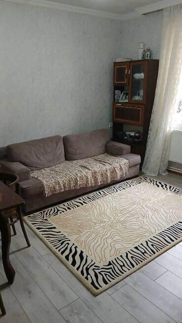 Həyət evləri və villaların satışı: 3 otaqlı, 150 kv. m, Orta təmir — 2