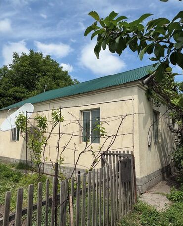 Продажа домов: Дом, 92 м², 4 комнаты, Агентство недвижимости, Косметический ремонт — 2